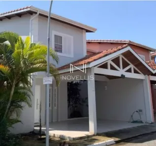 Casa com 3 Quartos para alugar, 160m² no Jardim Santa Maria, Jacareí