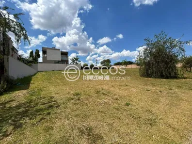 Lote/Terreno à venda, 467m² no Jardim Sul, Uberlândia