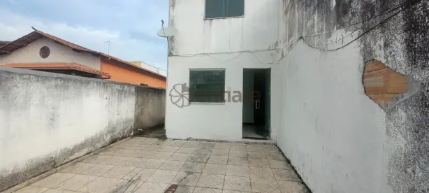 Casa com 3 Quartos para alugar, 120m² no Três Barras, Contagem