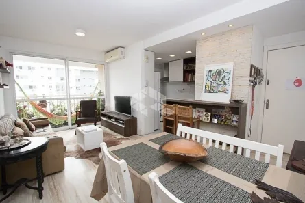 Apartamento com 2 Quartos à venda, 68m² no Passo da Areia, Porto Alegre