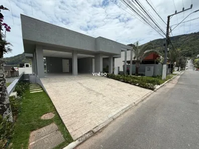 Casa de Condomínio com 4 Quartos à venda, 375m² no Barra, Balneário Camboriú