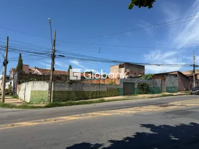 Lote/Terreno à venda, 324m² no Major Prates, Montes Claros