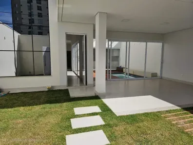 Casa com 3 Quartos à venda, 175m² no Jardim Inconfidência, Uberlândia