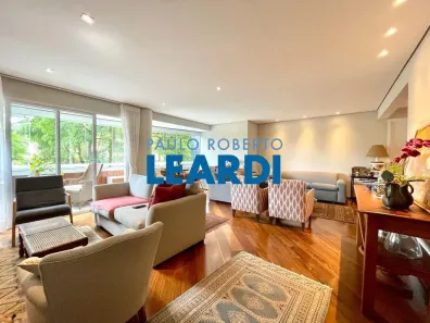 Apartamento com 3 Quartos à venda, 124m² no Vila Madalena, São Paulo
