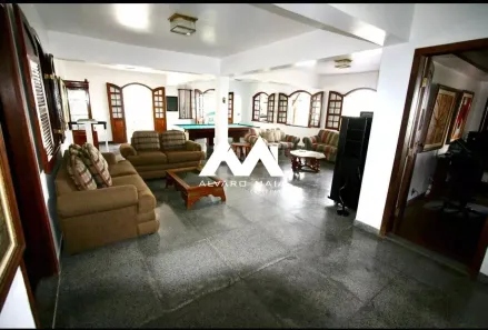 Casa com 4 Quartos para alugar, 500m² no Mangabeiras, Belo Horizonte