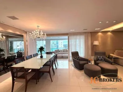 Apartamento com 3 Quartos para alugar, 194m² no Campo Belo, São Paulo