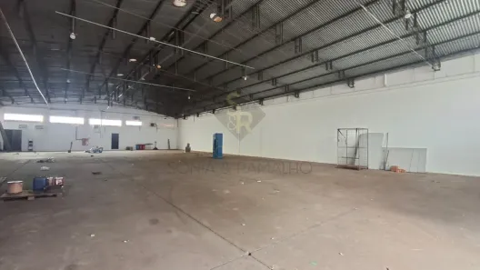 Galpão/Depósito/Armazém para alugar, 880m² no Jardim Zara, Ribeirão Preto
