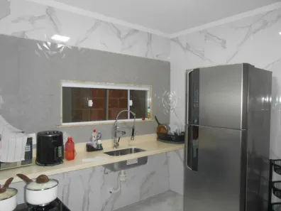 Casa com 2 Quartos à venda, 130m² no Senador Camará, Rio de Janeiro