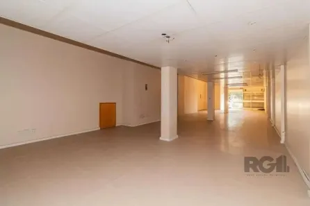 Ponto Comercial para alugar, 187m² no Passo da Areia, Porto Alegre