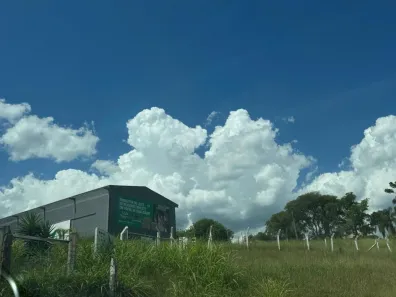 Galpão/Depósito/Armazém para alugar, 530m² no Socavão, Castro