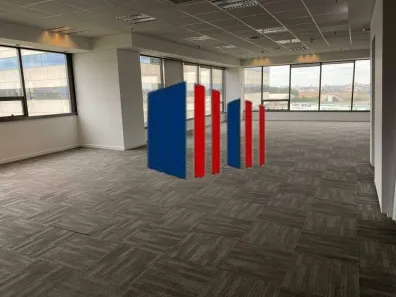 Sala Comercial para alugar, 1810m² no Tamboré, Barueri