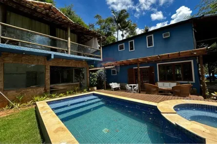 Casa com 7 Quartos à venda, 400m² no Roseiral, Petrópolis