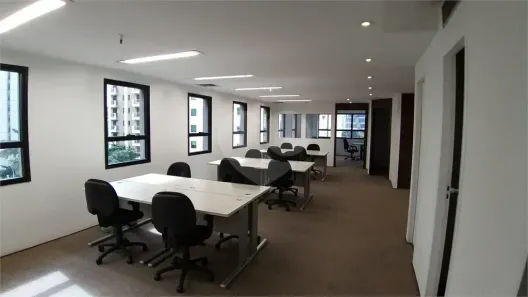 Sala Comercial à venda, 132m² no Vila Olímpia, São Paulo