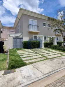 Casa de Condomínio com 3 Quartos para alugar, 120m² no Jardim Colibri, Embu das Artes