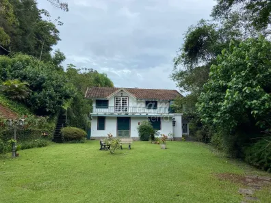 Casa com 7 Quartos à venda, 373m² no Quebra Frascos, Teresópolis