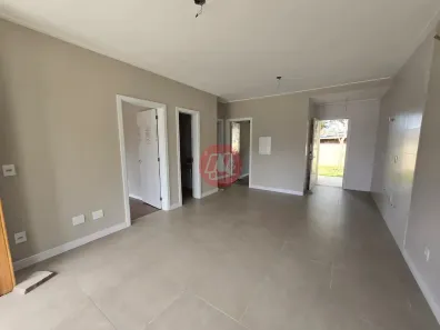 Casa com 3 Quartos para alugar, 70m² no Guarujá, Porto Alegre