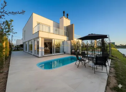 Casa de Condomínio com 3 Quartos à venda, 152m² no XANGRI-LÁ, Xangri-lá