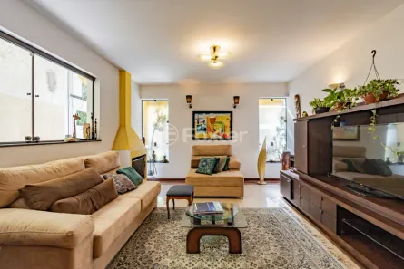 Casa com 3 Quartos à venda, 200m² no Vila Cordeiro, São Paulo