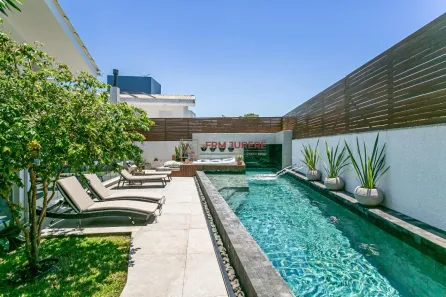 Casa com 5 Quartos à venda, 508m² no Jurerê, Florianópolis
