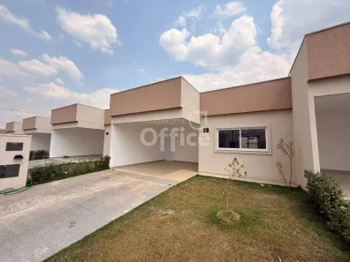 Casa de Condomínio com 3 Quartos para alugar, 180m² no Chácaras Colorado, Anápolis