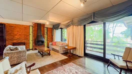 Casa com 4 Quartos à venda, 338m² no Jardim Lindóia, Porto Alegre