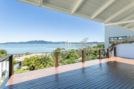 Casa com 3 Quartos à venda, 170m² no José Mendes, Florianópolis