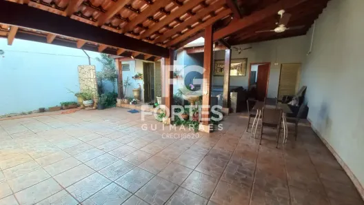 Casa com 3 Quartos para alugar, 210m² no Parque dos Bandeirantes, Ribeirão Preto