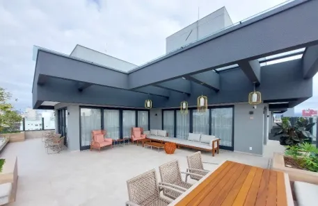 Apartamento com 2 Quartos à venda, 77m² no Canto, Florianópolis