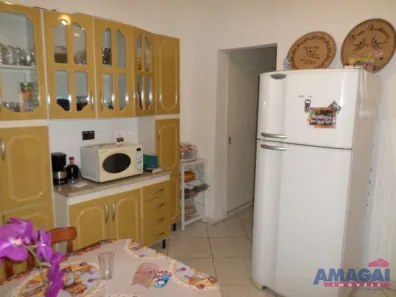 Casa com 3 Quartos à venda, 234m² no Jardim Pitoresco, Jacareí