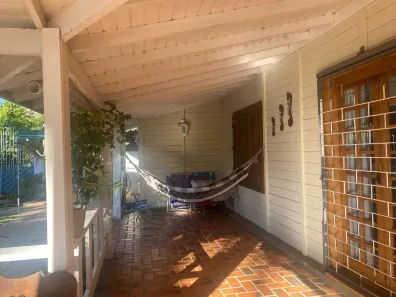 Casa com 4 Quartos à venda, 282m² no Ipanema, Porto Alegre