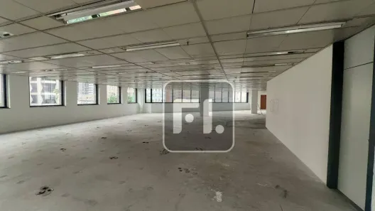Sala Comercial para alugar, 810m² no Bela Vista, São Paulo