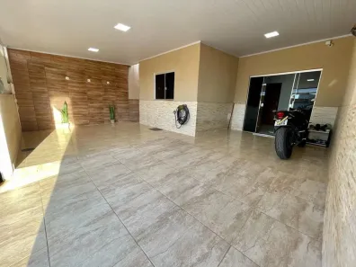 Casa com 2 Quartos à venda, 130m² no Recanto das Emas, Brasília