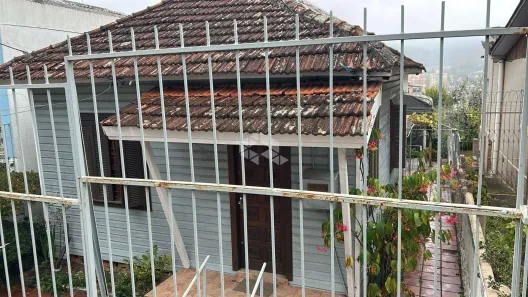 Casa com 1 Quarto à venda, 114m² no Teresópolis, Porto Alegre