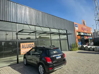 Ponto Comercial para alugar, 300m² no Universitário, Lages