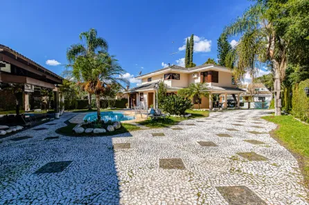 Casa com 3 Quartos à venda, 476m² no Cidade Industrial, Curitiba