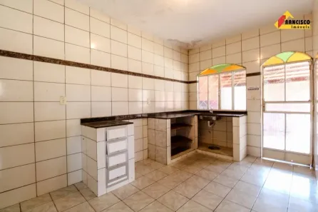 Casa com 3 Quartos à venda, 70m² no Santa Rosa, Divinópolis