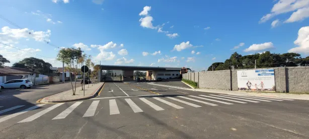 Lote/Terreno à venda, 140m² no Costeira, São José dos Pinhais