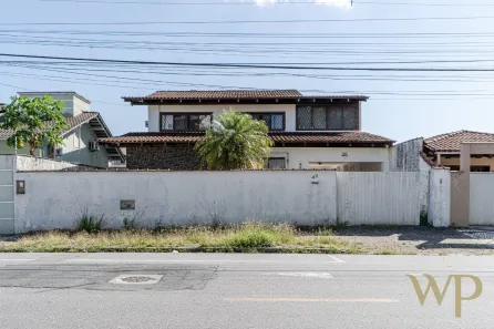 Casa com 4 Quartos à venda, 417m² no Saguaçu, Joinville