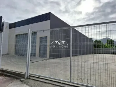 Galpão/Depósito/Armazém à venda, 400m² no Campo Grande, Rio de Janeiro