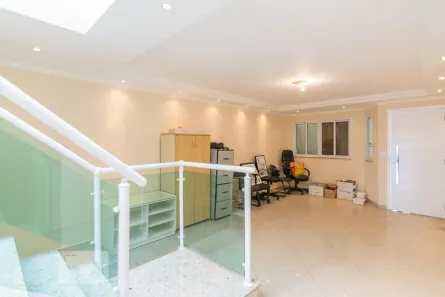 Casa de Condomínio com 4 Quartos à venda, 220m² no Vila Floresta, Santo André
