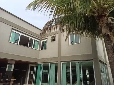 Casa de Condomínio com 5 Quartos para alugar, 600m² no Jardins Paris, Goiânia