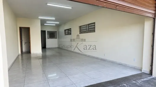 Prédio Comercial para alugar, 32m² no Parque Industrial, São José dos Campos