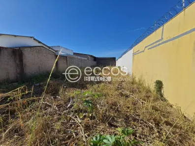 Lote/Terreno à venda, 400m² no Minas Gerais, Uberlândia