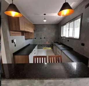 Casa com 2 Quartos para venda ou aluguel, 115m² no Vila Gilda, Santo André