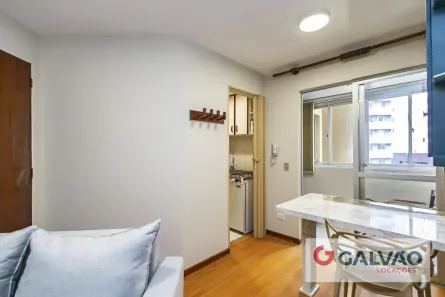 Apartamento com 2 Quartos para alugar, 33m² no Bigorrilho, Curitiba
