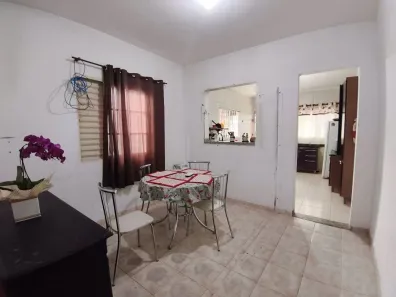 Casa com 2 Quartos à venda, 137m² no Jardim do Portal, Jacareí