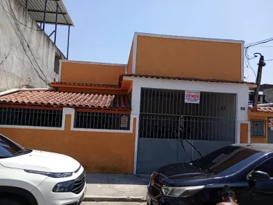 Casa com 3 Quartos à venda, 149m² no Santa Eugênia, Nova Iguaçu