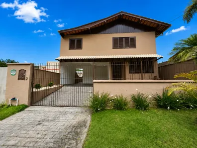 Casa com 4 Quartos para alugar, 315m² no Vorstadt, Blumenau
