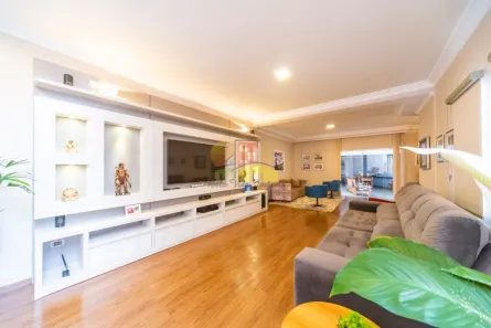 Casa com 4 Quartos à venda, 400m² no Vila Assunção, Santo André