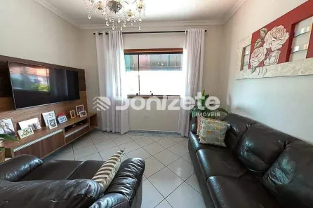 Sobrado com 3 Quartos para alugar, 174m² no Jardim Stella, Santo André